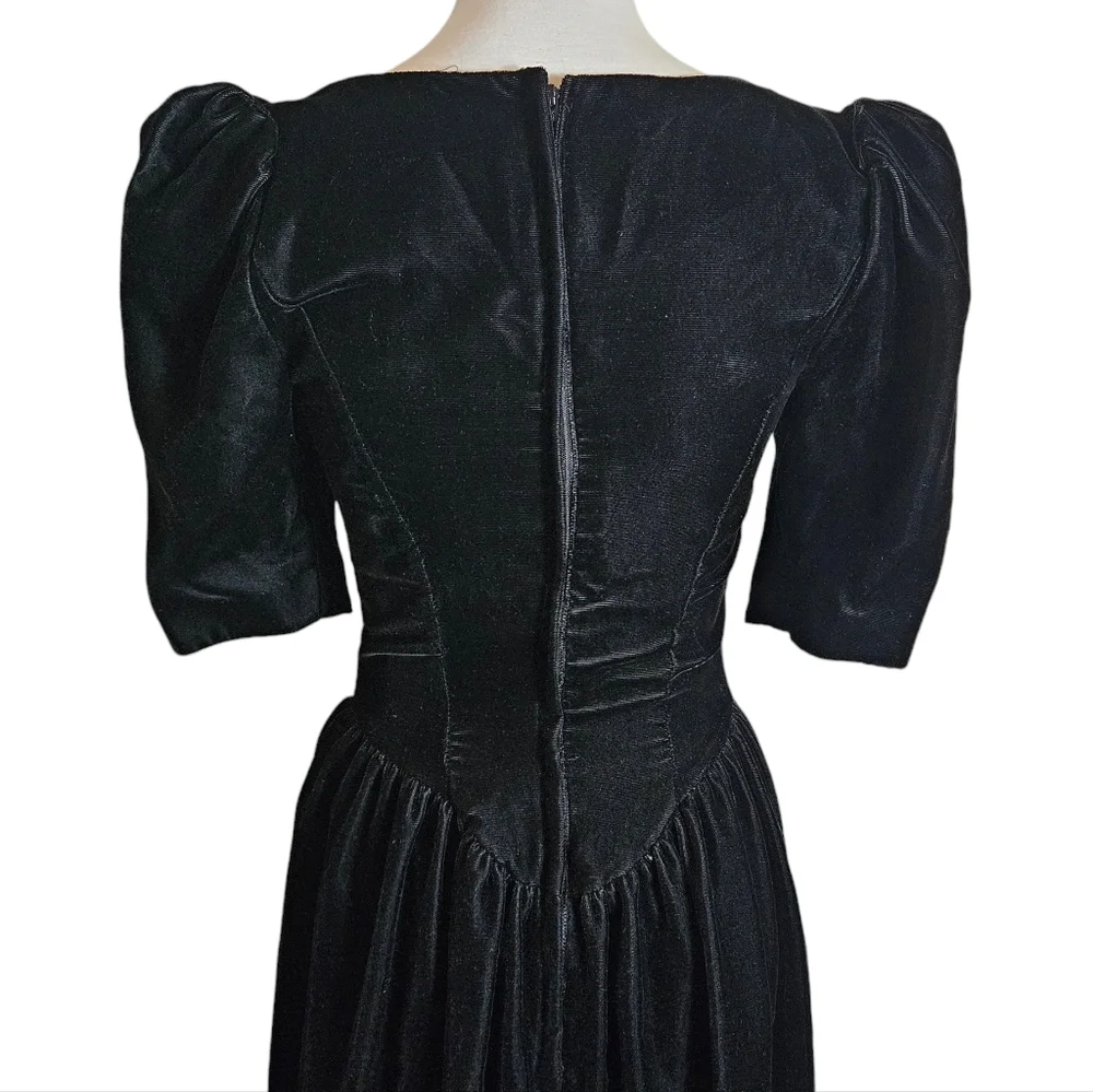 Vintage 80s Gunne Sax By Jessica McClinton Lace Collar Black Velvet Dress Sz 4 ? - Picture 8 of 16